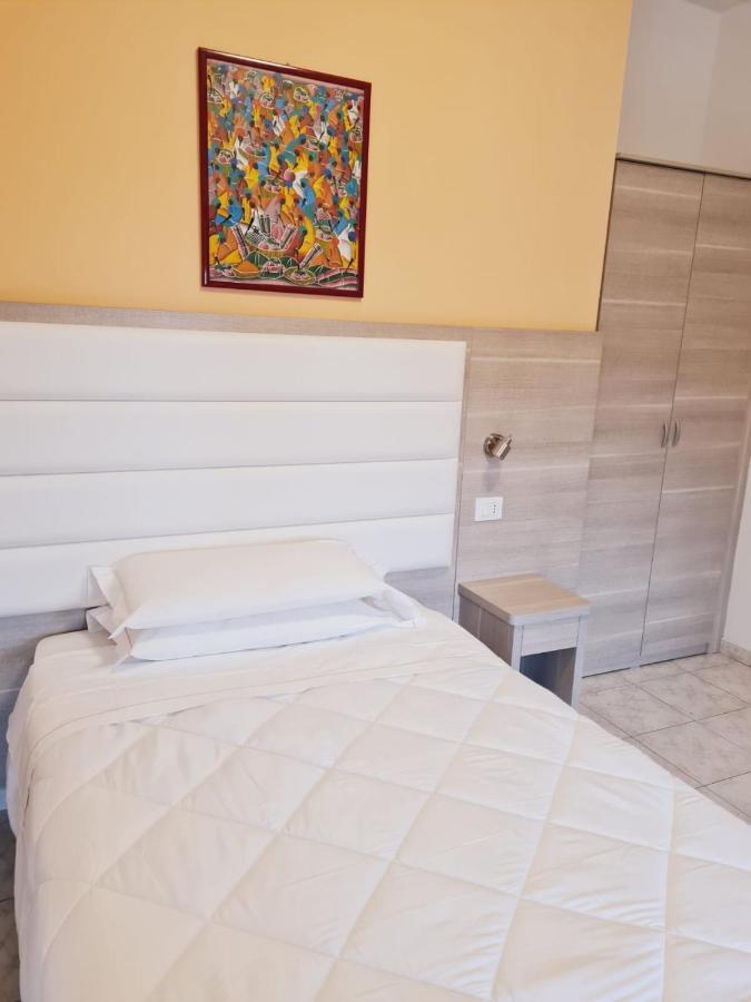 Hotel San Marco Pesaro Bagian luar foto