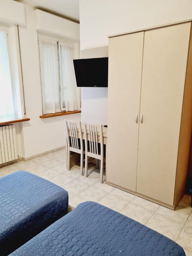 Hotel San Marco Pesaro Bagian luar foto