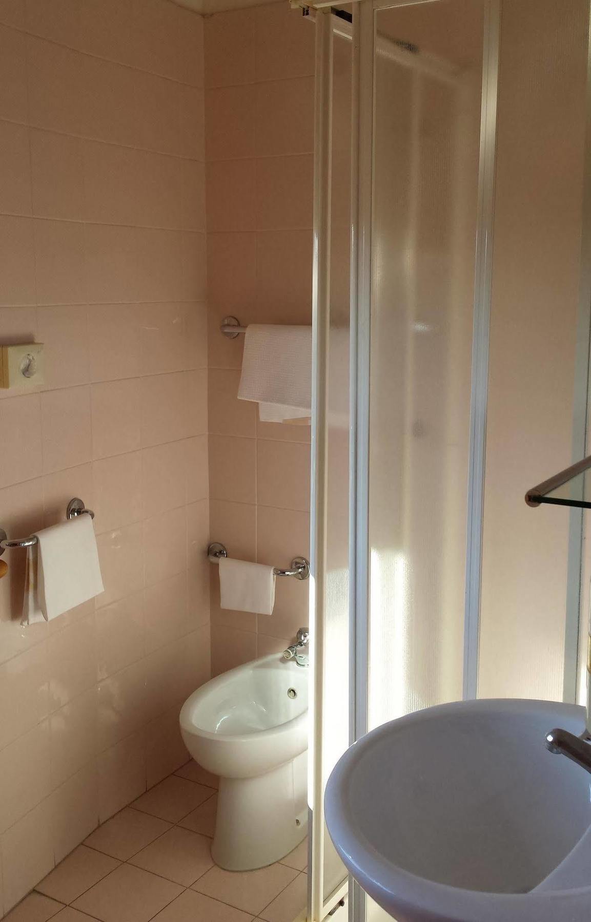 Hotel San Marco Pesaro Bagian luar foto